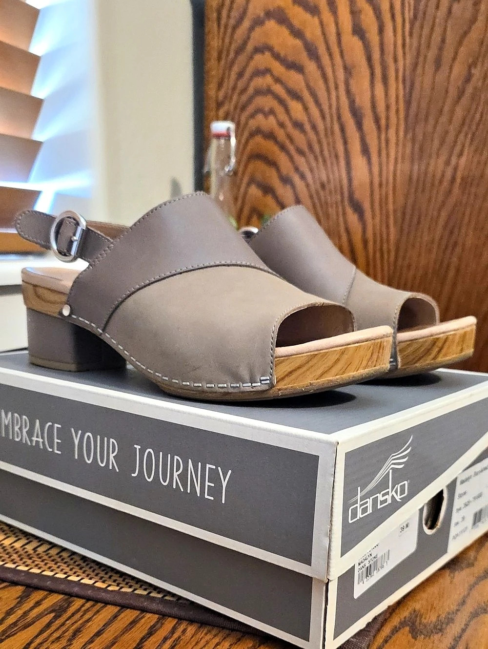 Dansko Madalyn Stone Burnished Calf Platform Sandals Brown EU 39